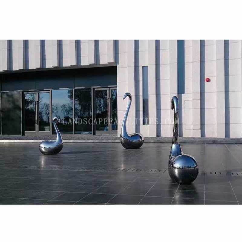 Can stainless steel sculptures be used for functional art pieces?(pic1)